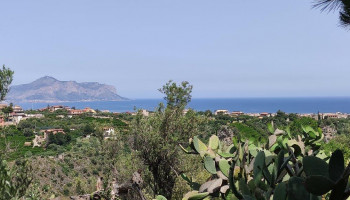 terreno agricolo con panorama integrale sul golfo di Palermo in vendita a Bagheria (PA) - V/993